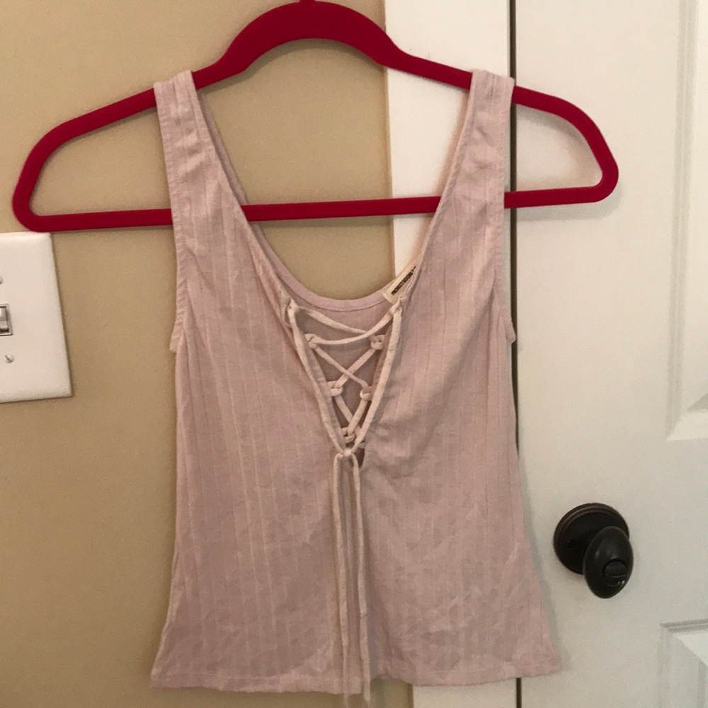 Nude/peach crop top